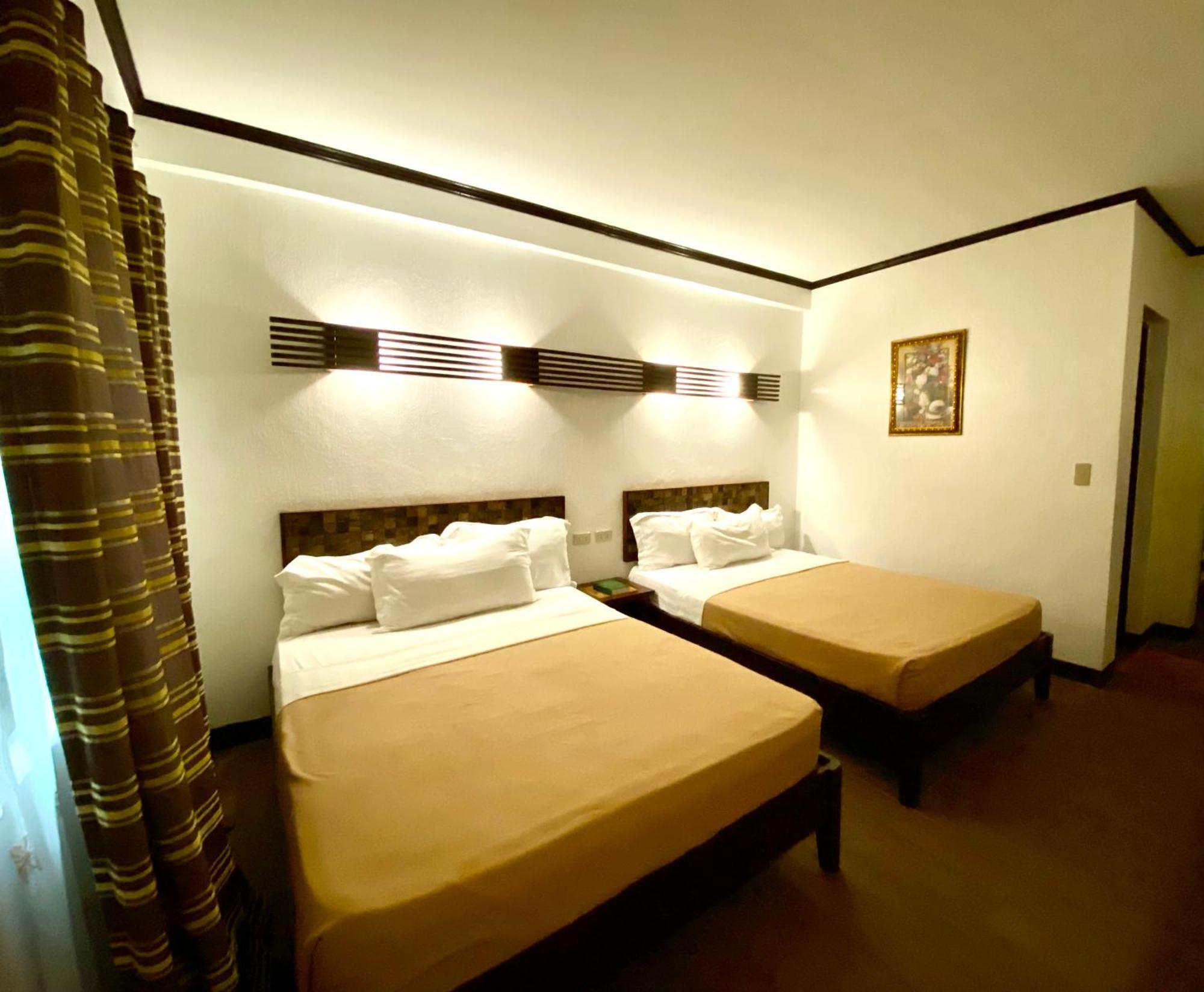 El Puerto Marina Beach Resort & Vacation Club Lingayen Eksteriør billede