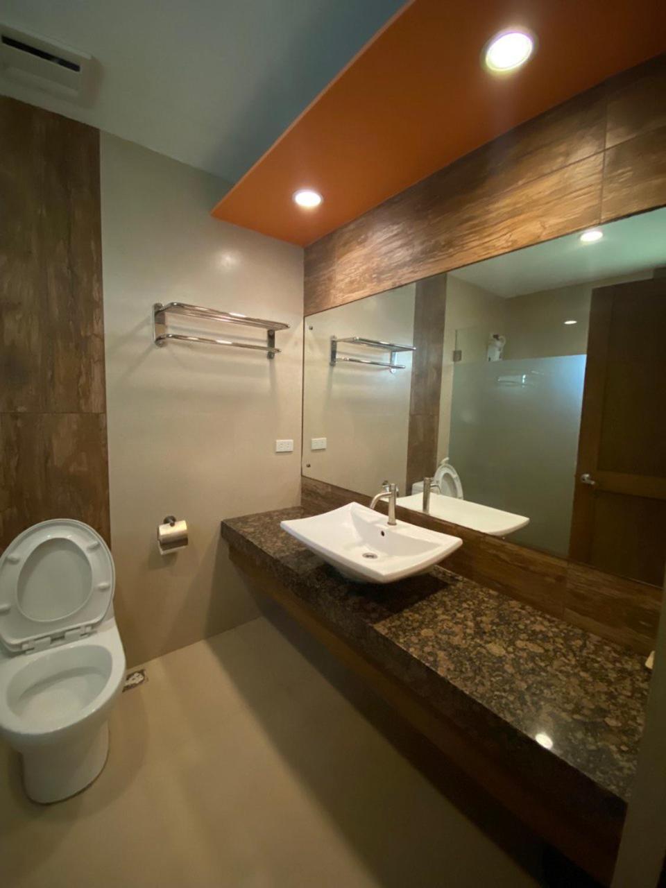 El Puerto Marina Beach Resort & Vacation Club Lingayen Eksteriør billede