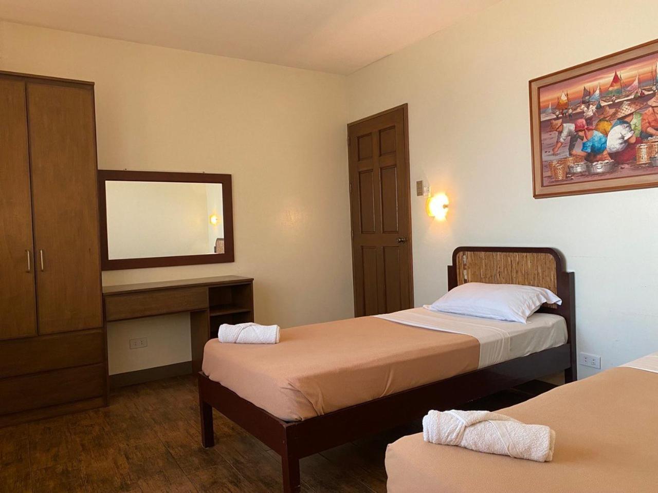 El Puerto Marina Beach Resort & Vacation Club Lingayen Eksteriør billede